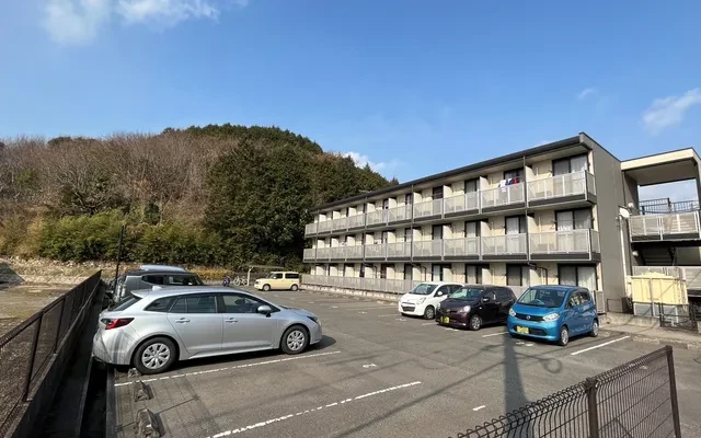 レオパレス新開 1