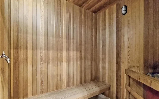 Lumiere Condominiums on Bay 2