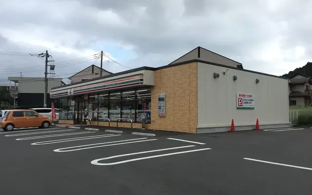 レオネクストあんなばんⅡ - Fujinomiya student accommodation - 101号房间(带客厅/餐厅/独立厨房)