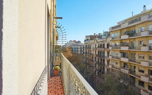 apartment in Old Left Eixample (Eixample) 3