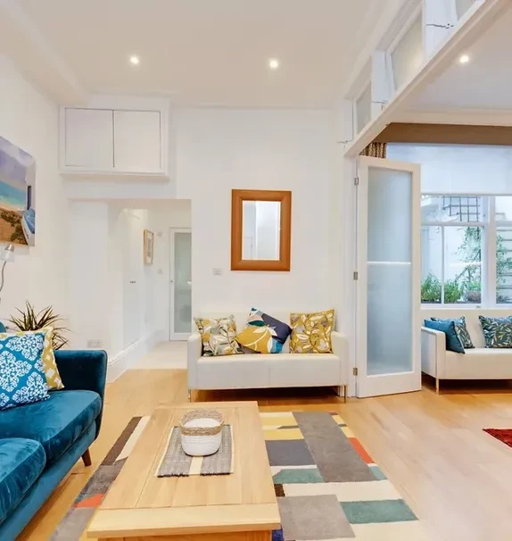LH-Warrington Crescent