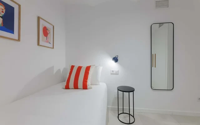 Calm & Stylish Apt. 7 min walk to Placa Espana 0