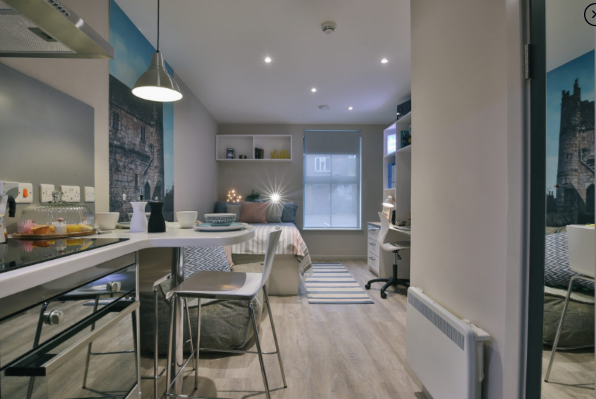 Classic Bigger Studio