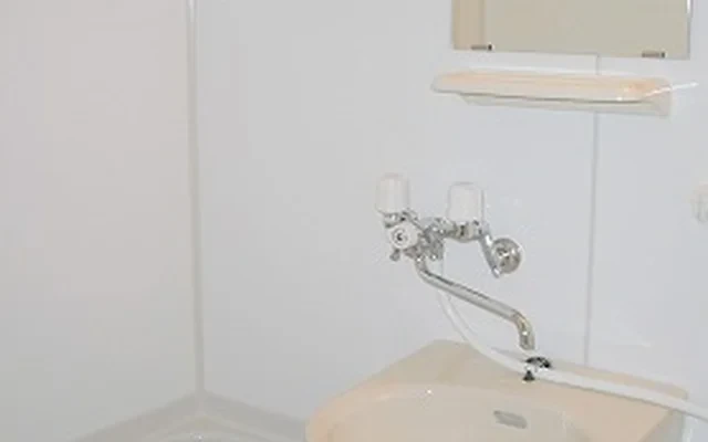 レオパレス南１０条 203号室 4