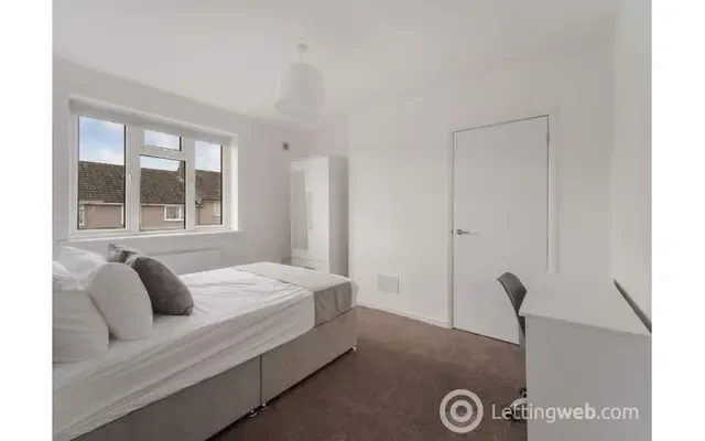 Moorlands Road, Fishponds, Bristol, BS16 3LF, Bristol, England 1