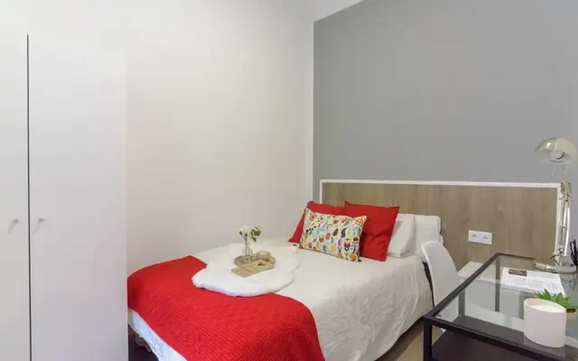 Appartamento Plaza de Santa Ana 4 0