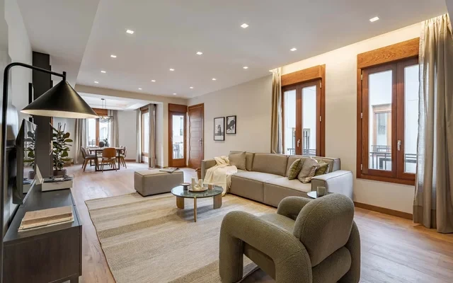 Harmonia - 4 bedrooms and terrace in Goya 1