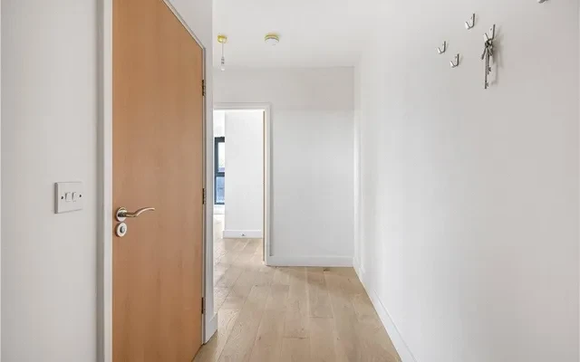 LH-Green Lanes Walk - London student accommodation