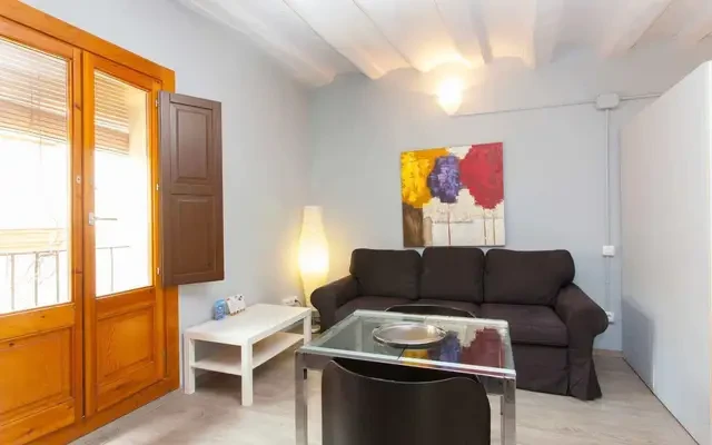 studio in El Raval 3