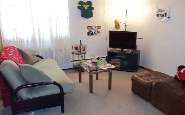 1308 Spring St 1