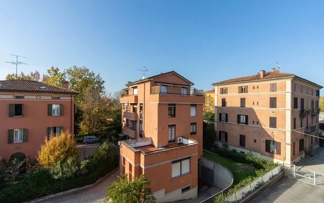 Palazzo Pedretti 206 Bright And With Terrace In Bo 4