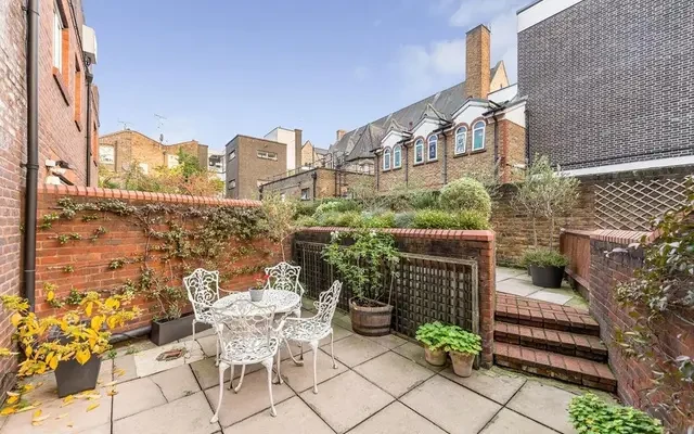 Broadley Terrace, London, NW1 6LQ 2