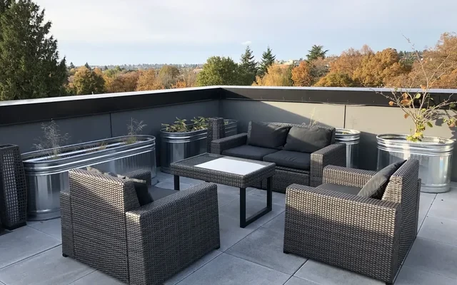 Thirty-One Apartments 1