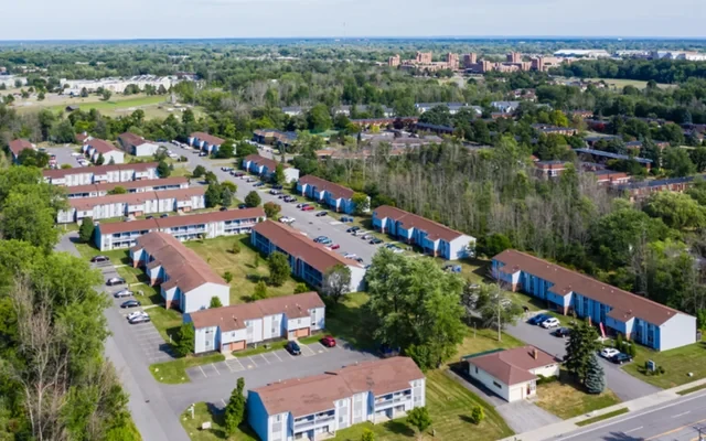 Colonie Apartments - Buffalo student accommodation