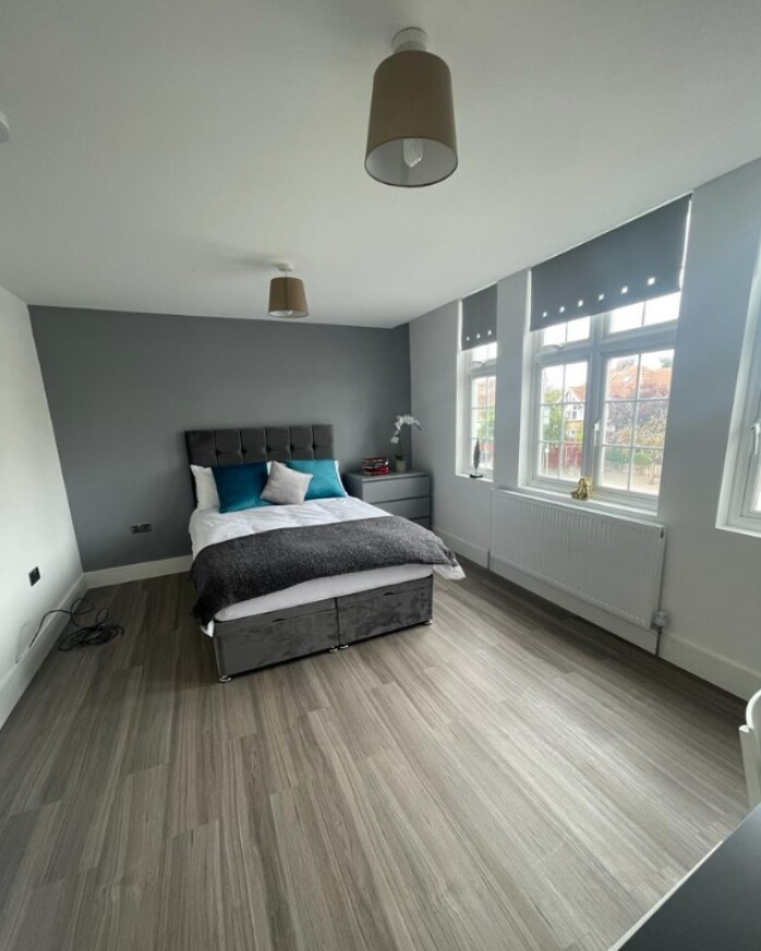 UM-Tolworth Flat 1A