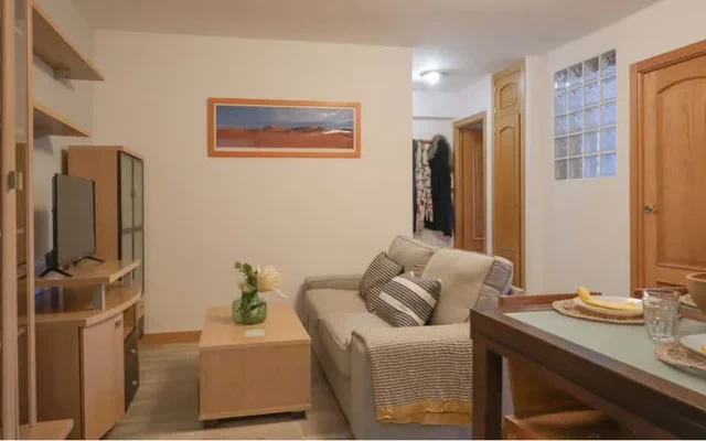 Calle de Sesena, 51 1