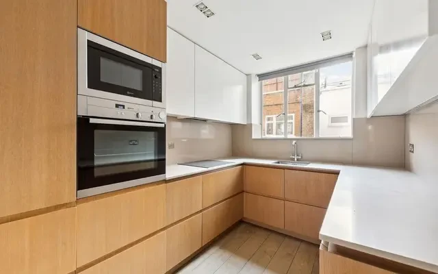 Brompton Lodge, South Kensington, London, SW7 2JA 1