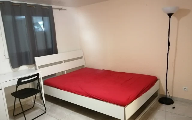 Vitry-sur-Seine 94e·15m²·F1·Studio·With furniture 0