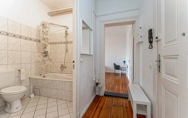 Two Room Apartment 3