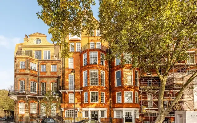 Chelsea Embankment, Chelsea, SW3 0