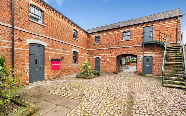 College Mews 4