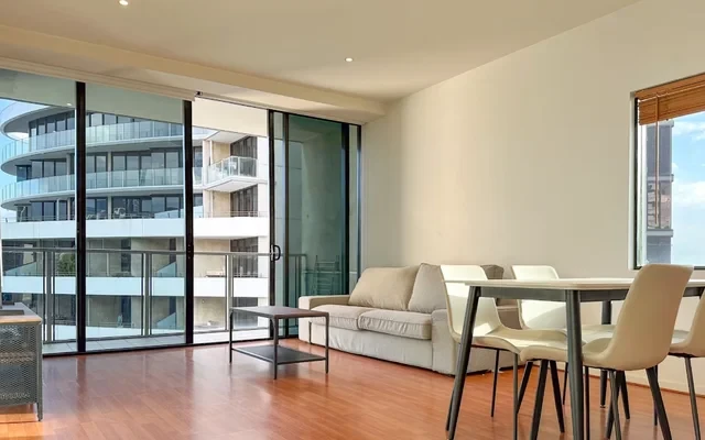 5 Caravel Lane - Melbourne student accommodation - Master Bedroom(double occupancy)-2006