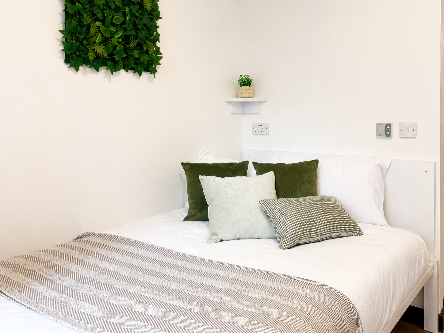 uhomes.com | Student Accommodation, Housing, Flats, Apartments for Rent