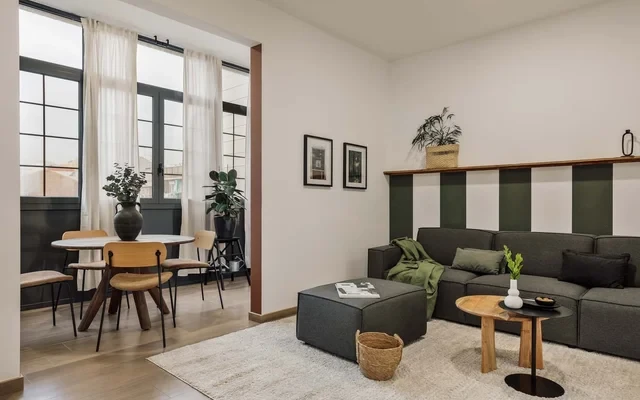 Reis - 3 bedrooms and balcony in Vila de Gracia 0