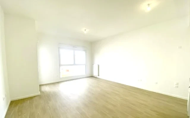 Cergy 95e·80m²·F4·AppartementNo furniture 2