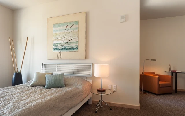 306 West 3