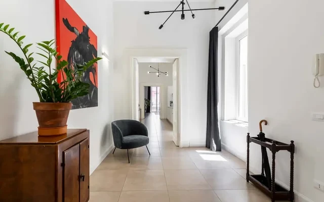 Apartment in Vico Lungo Teatro Nuovo, Napoli for 105 m² with 2 bedrooms 1