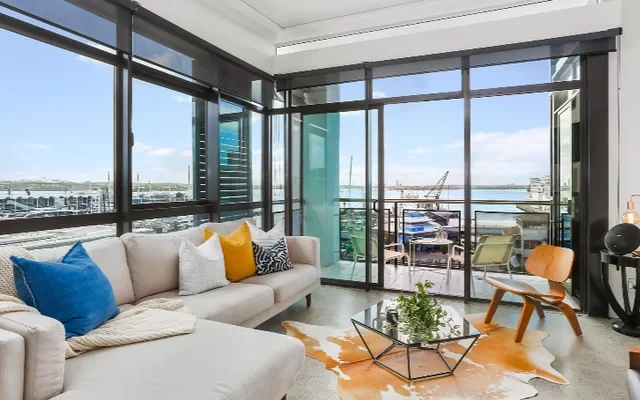 Customs Street Apartments - Auckland student accommodation - One Bedroom Apartment with Parking