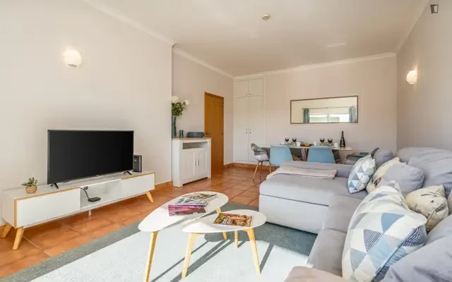 apartment near Quinta das Laranjeiras, Vila Mós - Lagoa student accommodation