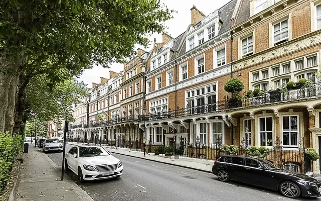 Kensington Court 12109# 0