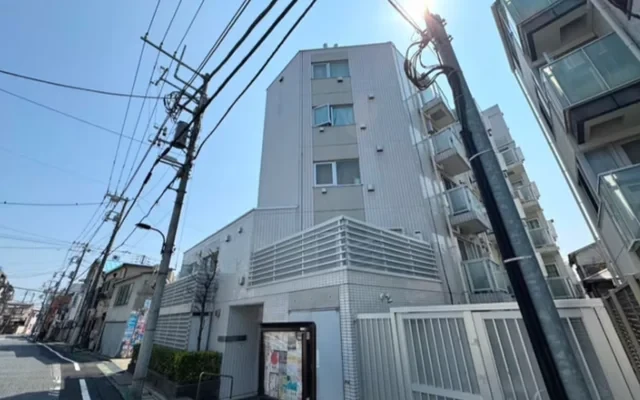 Bride's Shinjuku Nakai, Room 507 1