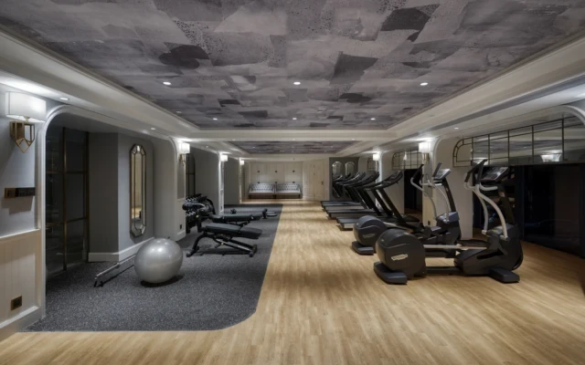 Mercure Shenzhen Sports Center 1