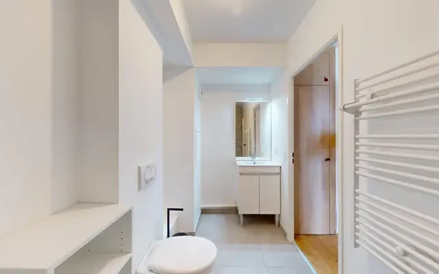 studio near rue Lénine 4