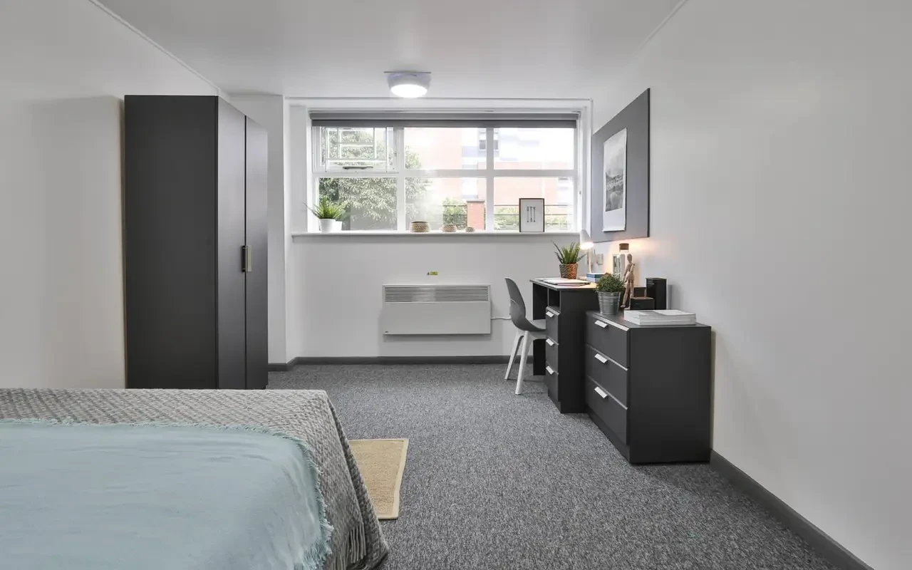 iQ Stephenson House 14