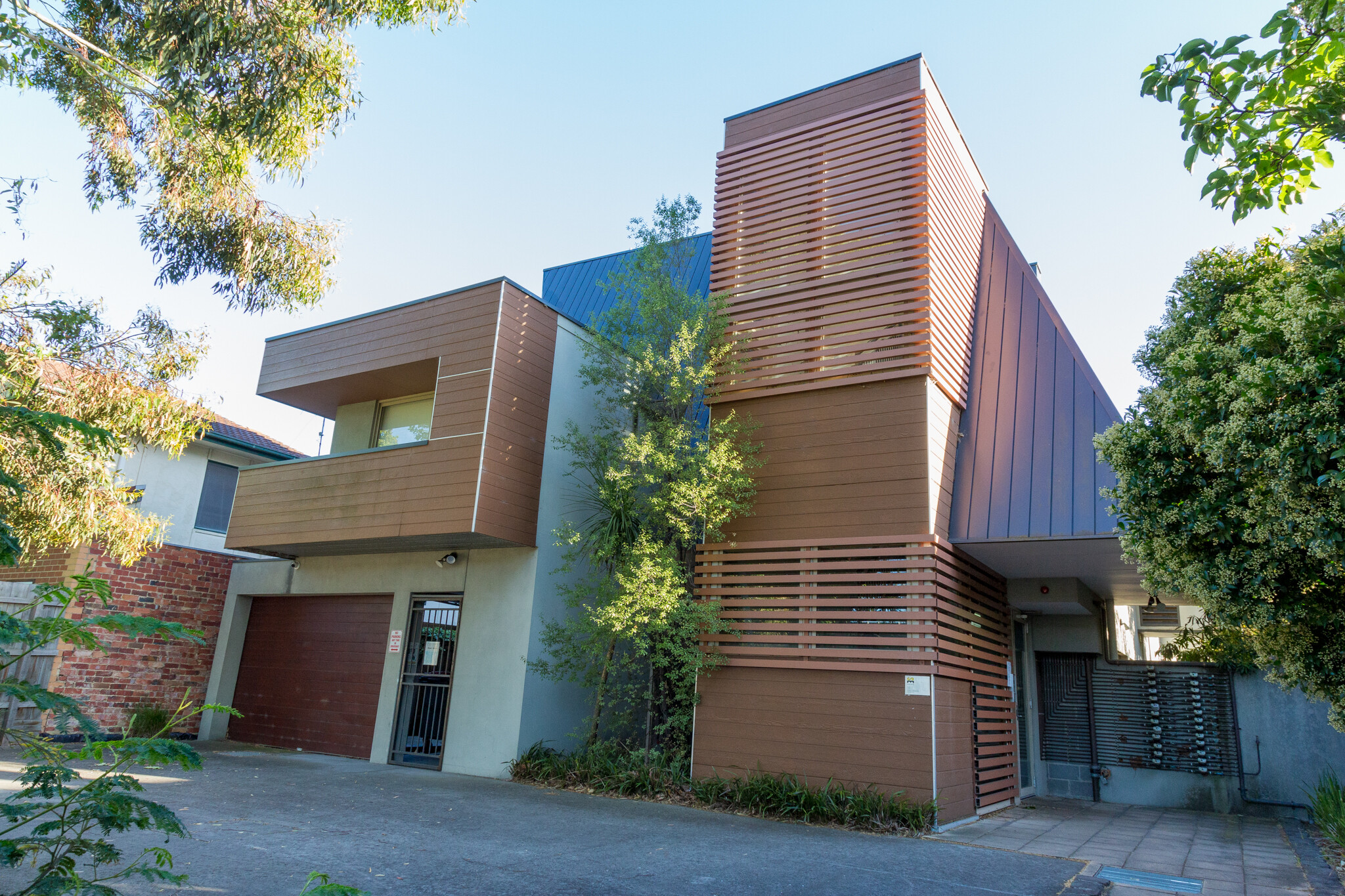 1023 Dandenong Road