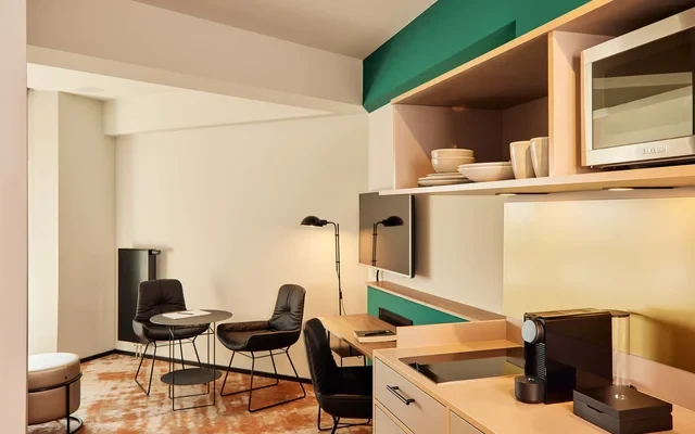 Familyhood- for four people 2