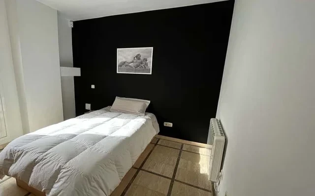 Piso 1 dormitorio moderno y todo exterior en Madrid junto al metro Linea 1 2