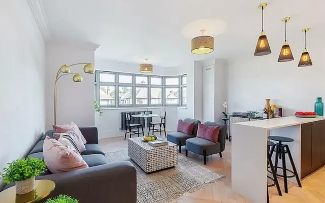 Chatsworth Road 12693# 1
