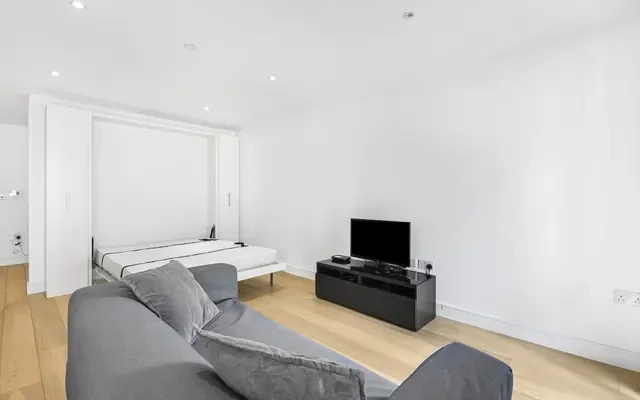 Kensington Apartments, E1 2