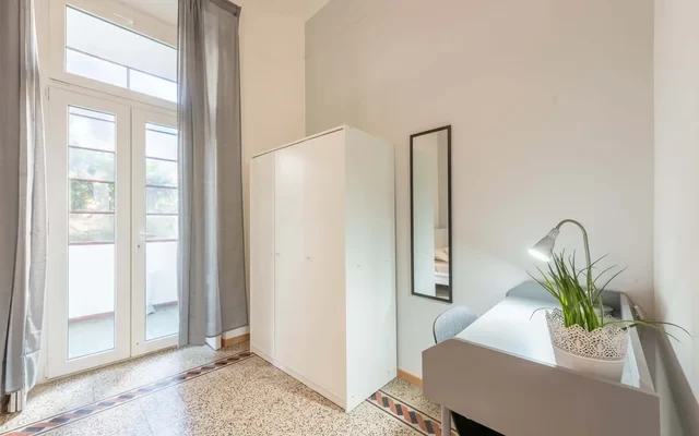 VIALE GIOVANNI DA CERMENATE 41 <br> PRIVATE ROOM S1 3