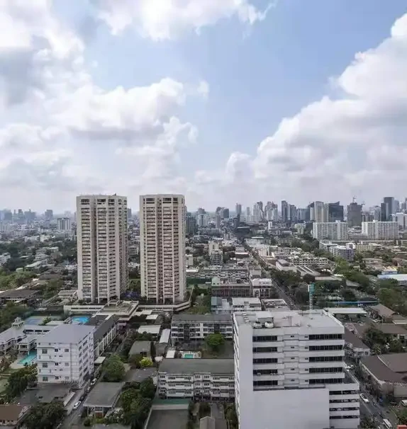 C Ekkamai Condominium (1)