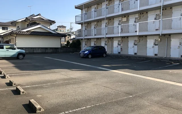 レオパレス若葉 4