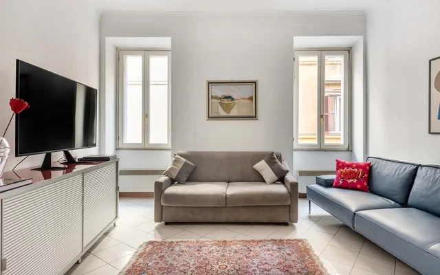 Spacious and Cozy Apartment in the Heart of Rome 4