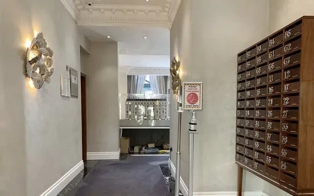 Kensington Gardens Square 12655# 3
