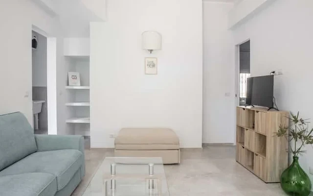 Euphorbia Apartment 1