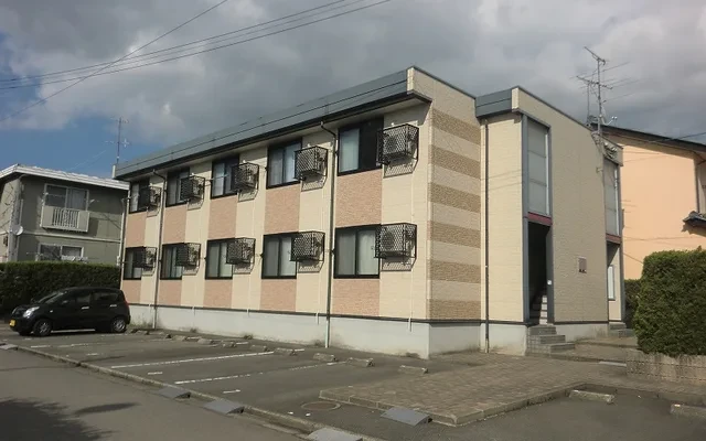 レオパレス春日 0